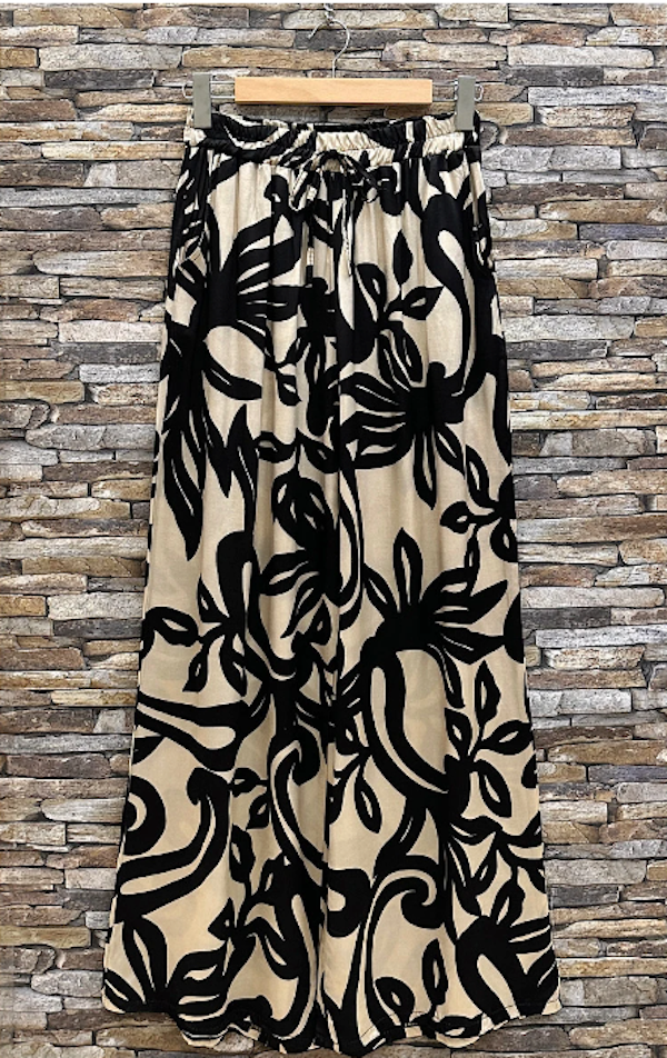 ESSPFB Black Floral Wide-Leg Pants with Pockets