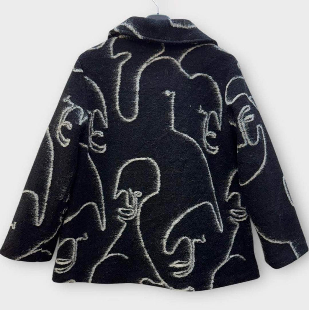 SB21 Black Beige Line Art Short Coat