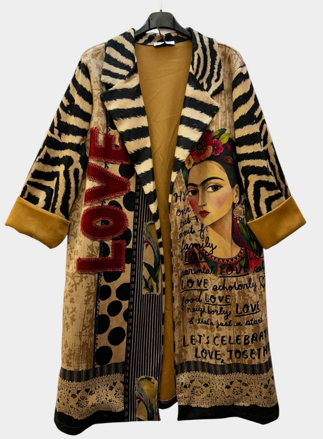 SB11 Black Love Print Duster Coat