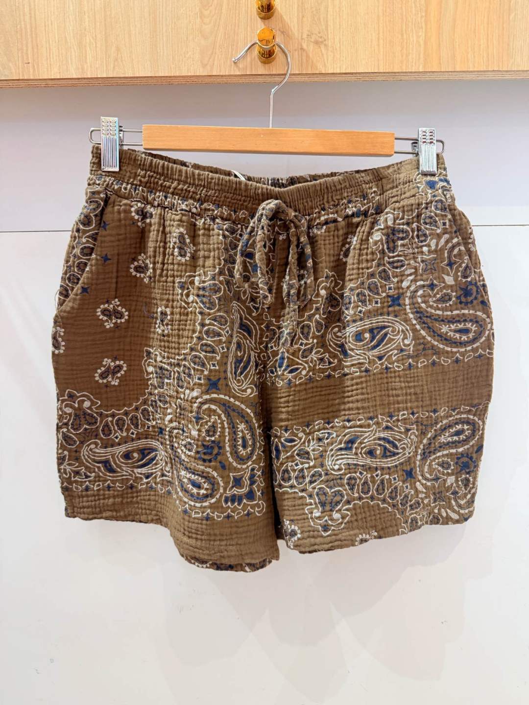 IV2526212CH Gauze Cotton Bandana Shorts Chocolate