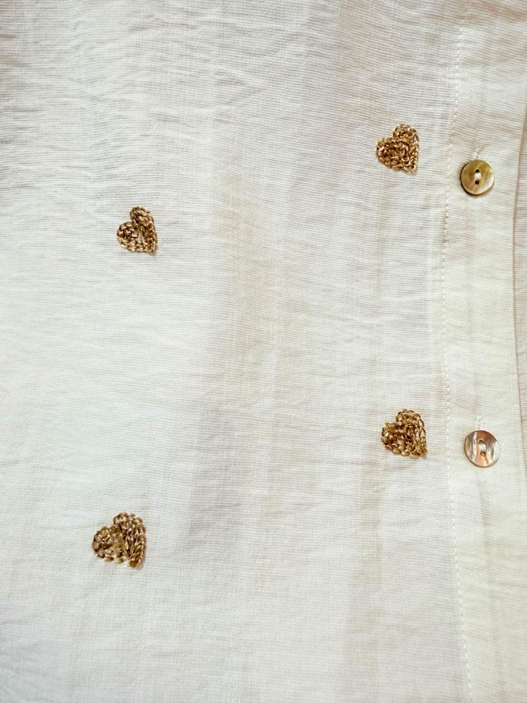IVA282WH Gold Heart Embroidered Shirt White