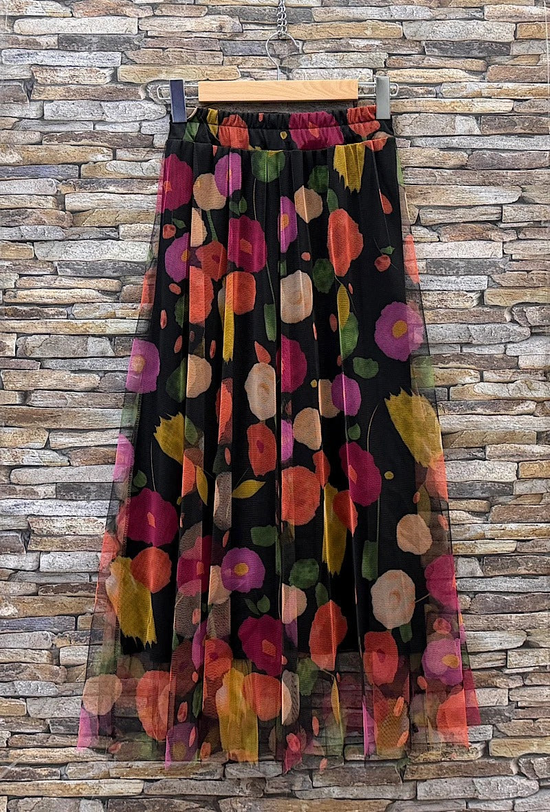 ELAR28 Black Floral Bouquet Skirt