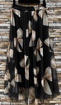 E830 One Size Lined Black Skirt with Beige Bow Print