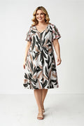 EFPSPDBK Plus Size Stretch Dress Black