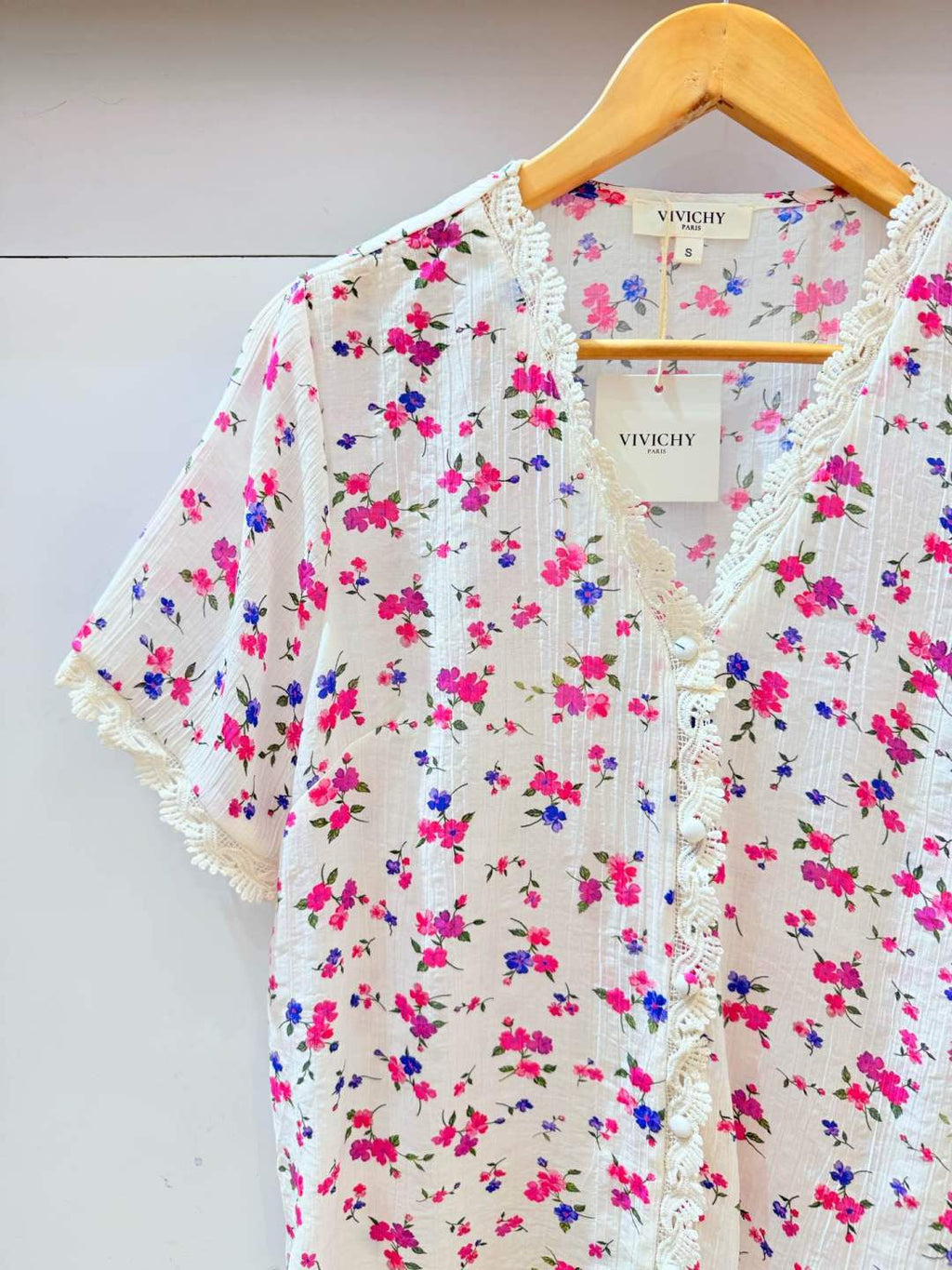 IVA272FU Floral Shirt Fuchsia