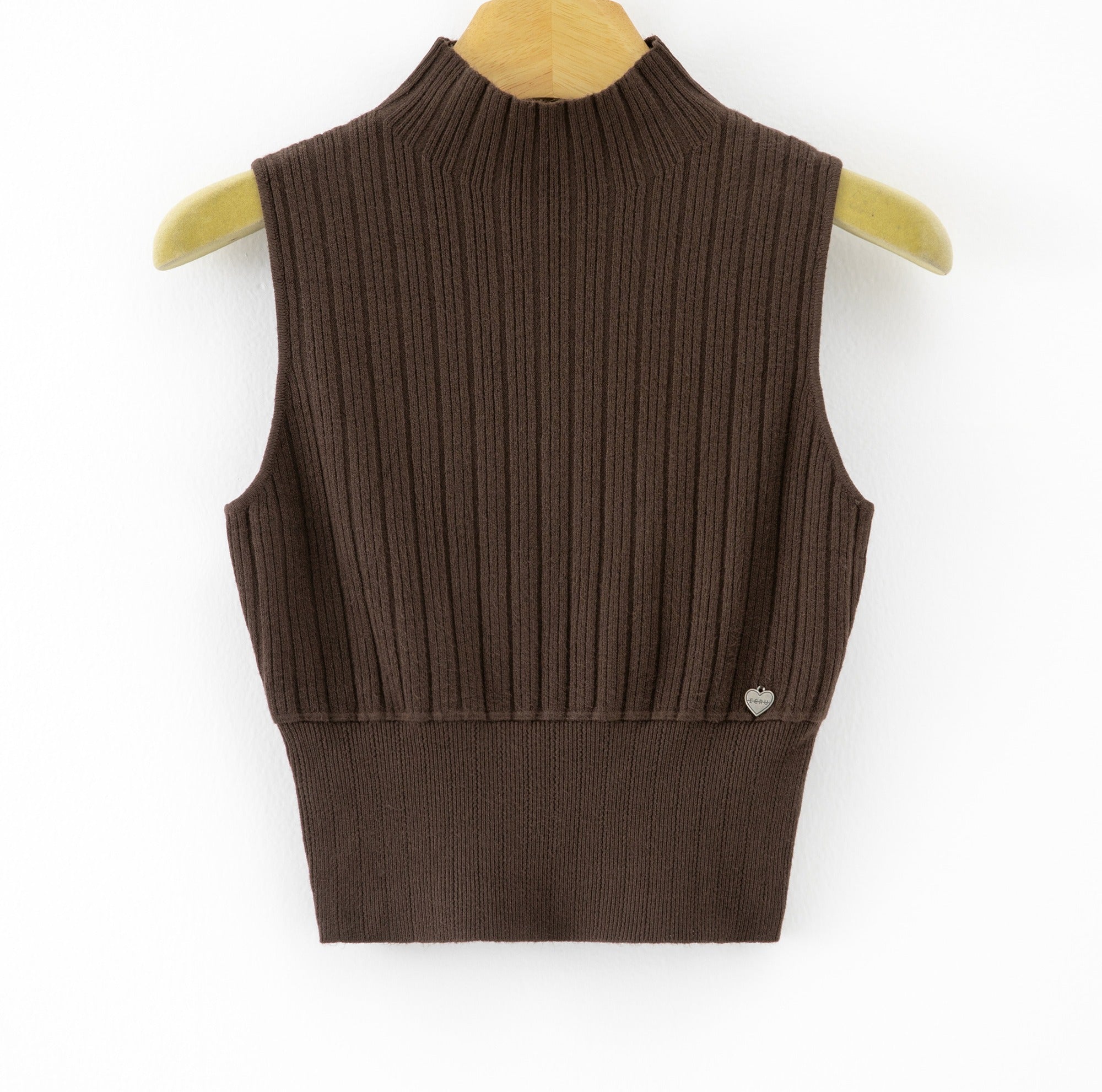 LURTS1 Dark Brown Ribbed Turtleneck Sweater