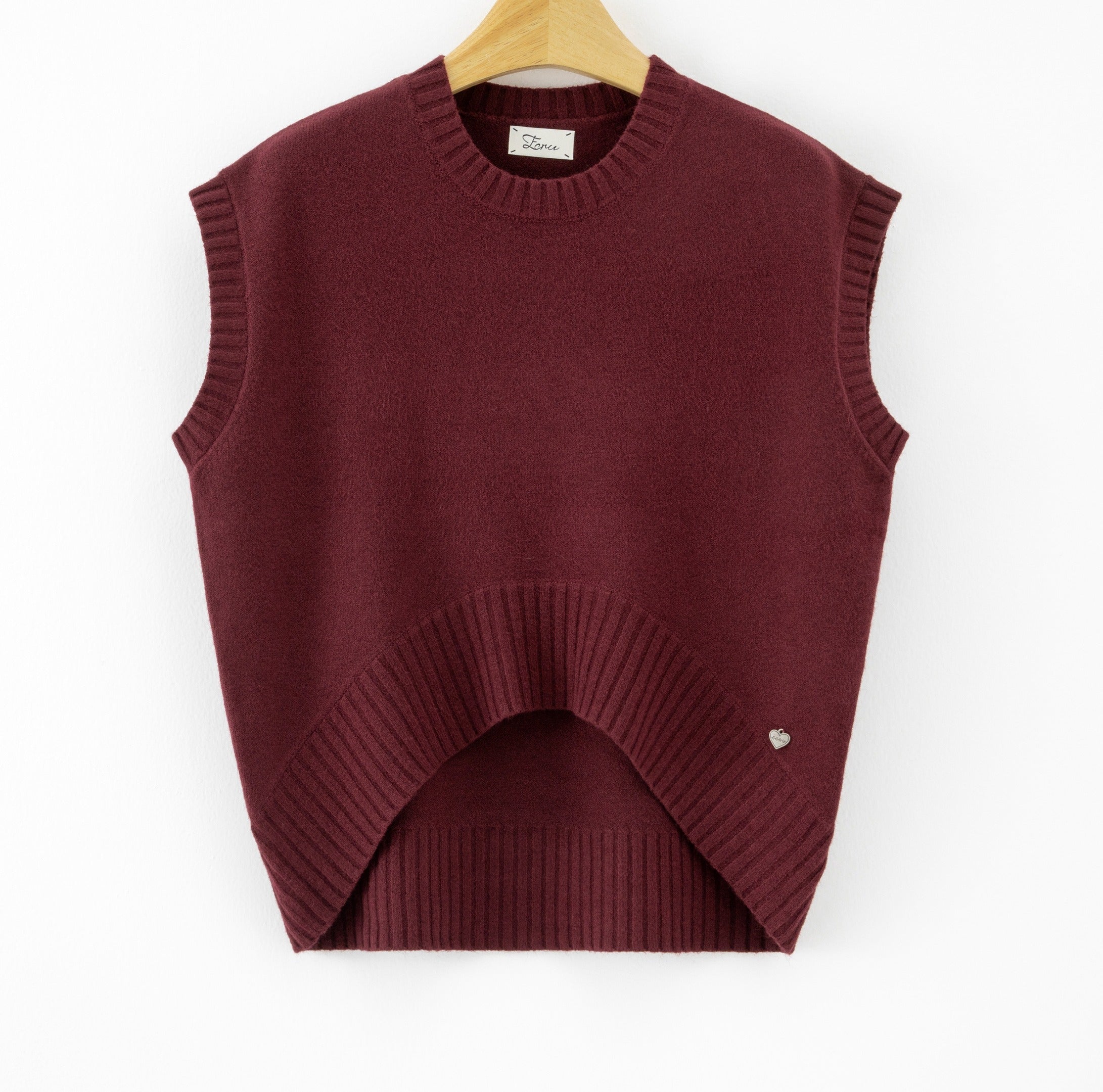 LUBXC6 Burgundy Boxy Knit Vest