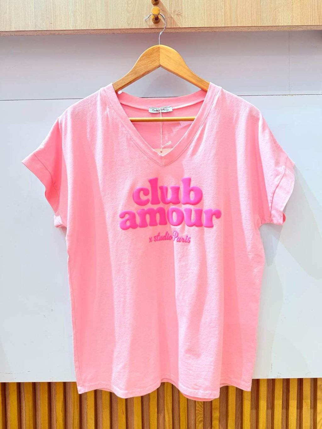 IV012PK Cotton Love Club V-Neck T-Shirt Pink