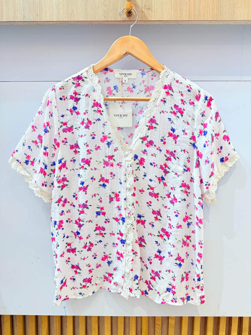 IVA272FU Floral Shirt Fuchsia