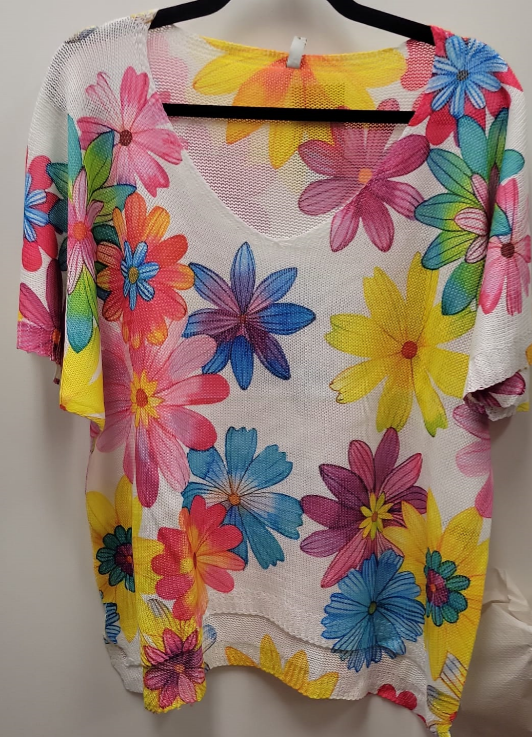 ZAFL White Multi Floral Knit Printed Sweater Short Sleeves