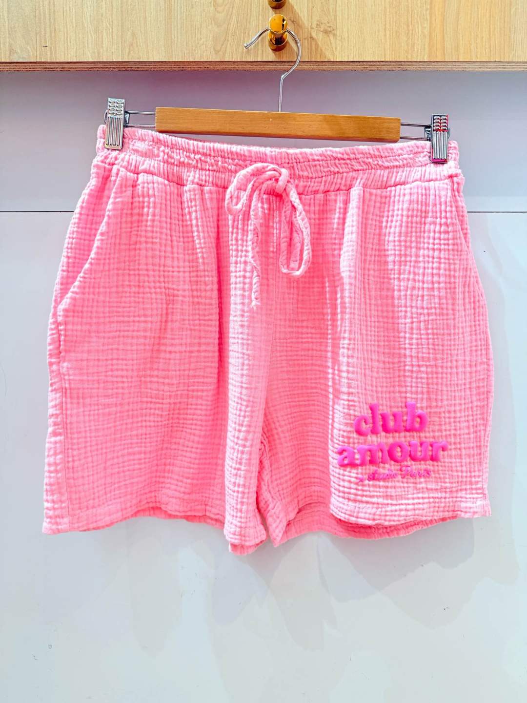 IV2612PK Gauze Cotton Love Club Shorts Pink