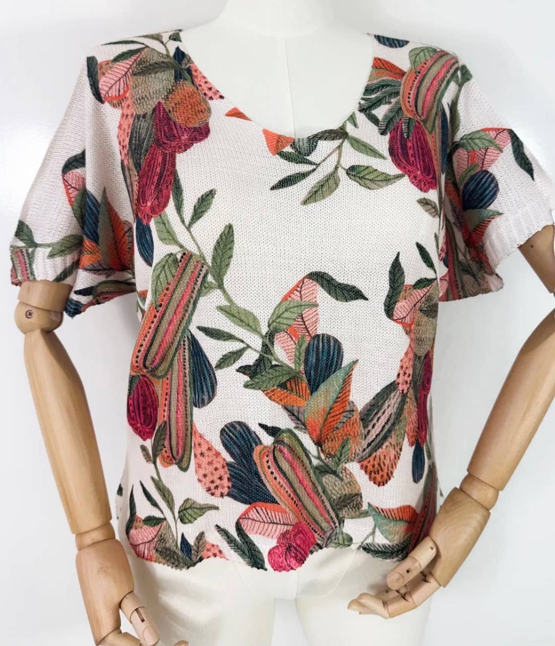 ZACACR Red Cactus V-Neck Knit Printed Short Sleeves Sweater