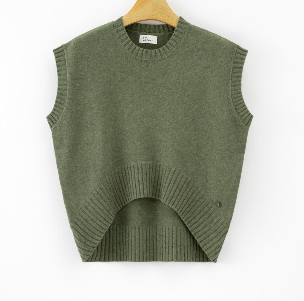 LUBXC8 Khaki Boxy Knit Vest