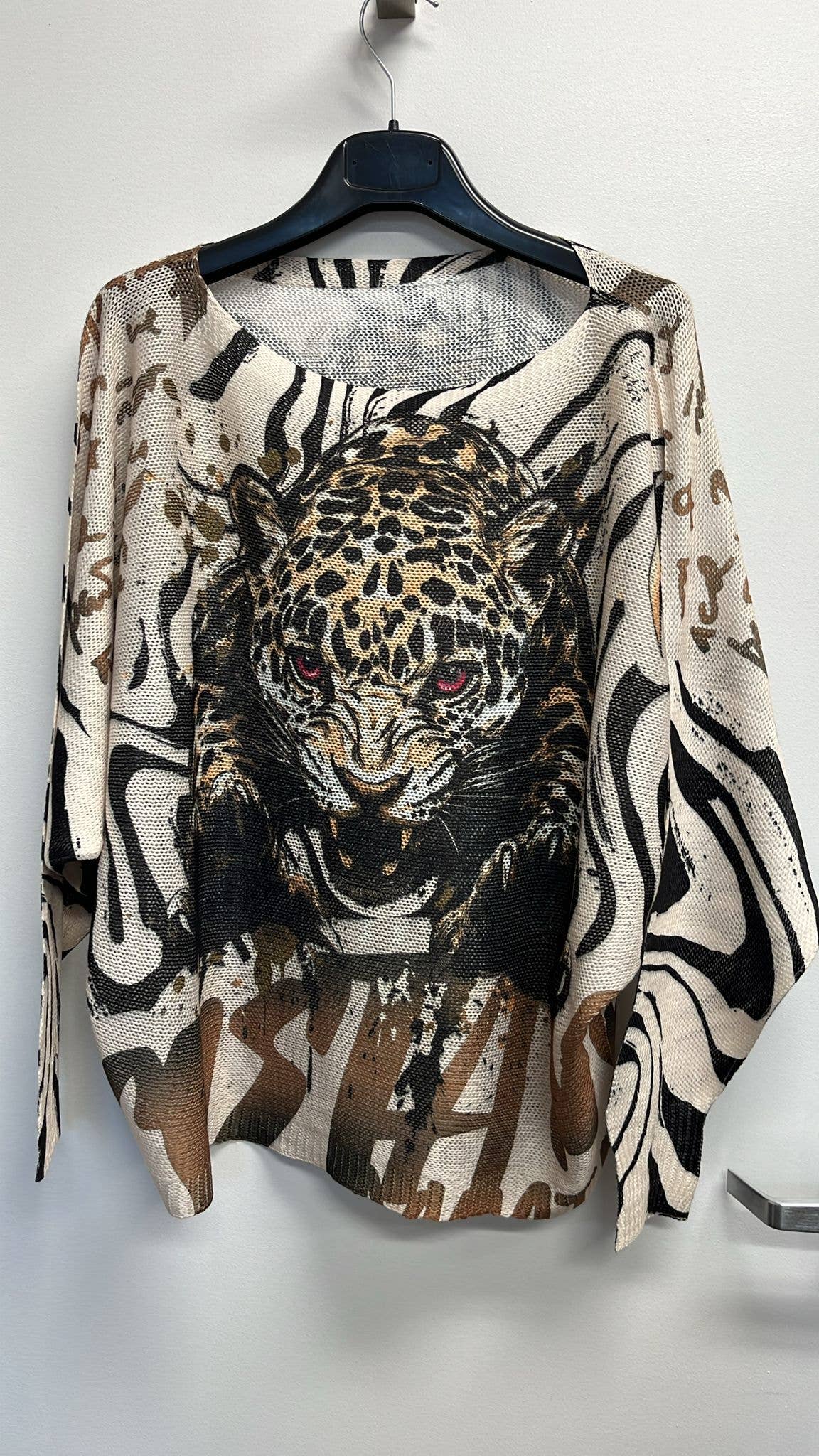 VIJA Beige Jaguar Round Neck Knit Printed Sweater LOOWIE
