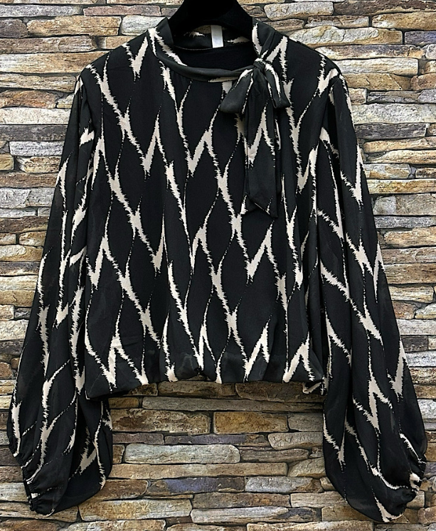 812 One Size Black Geometric Print Bow-Tie Blouse LOOWIE