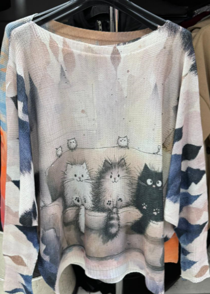 LN3CAT Beige 3 Cats Round Knit Printed Sweater LOOWIE
