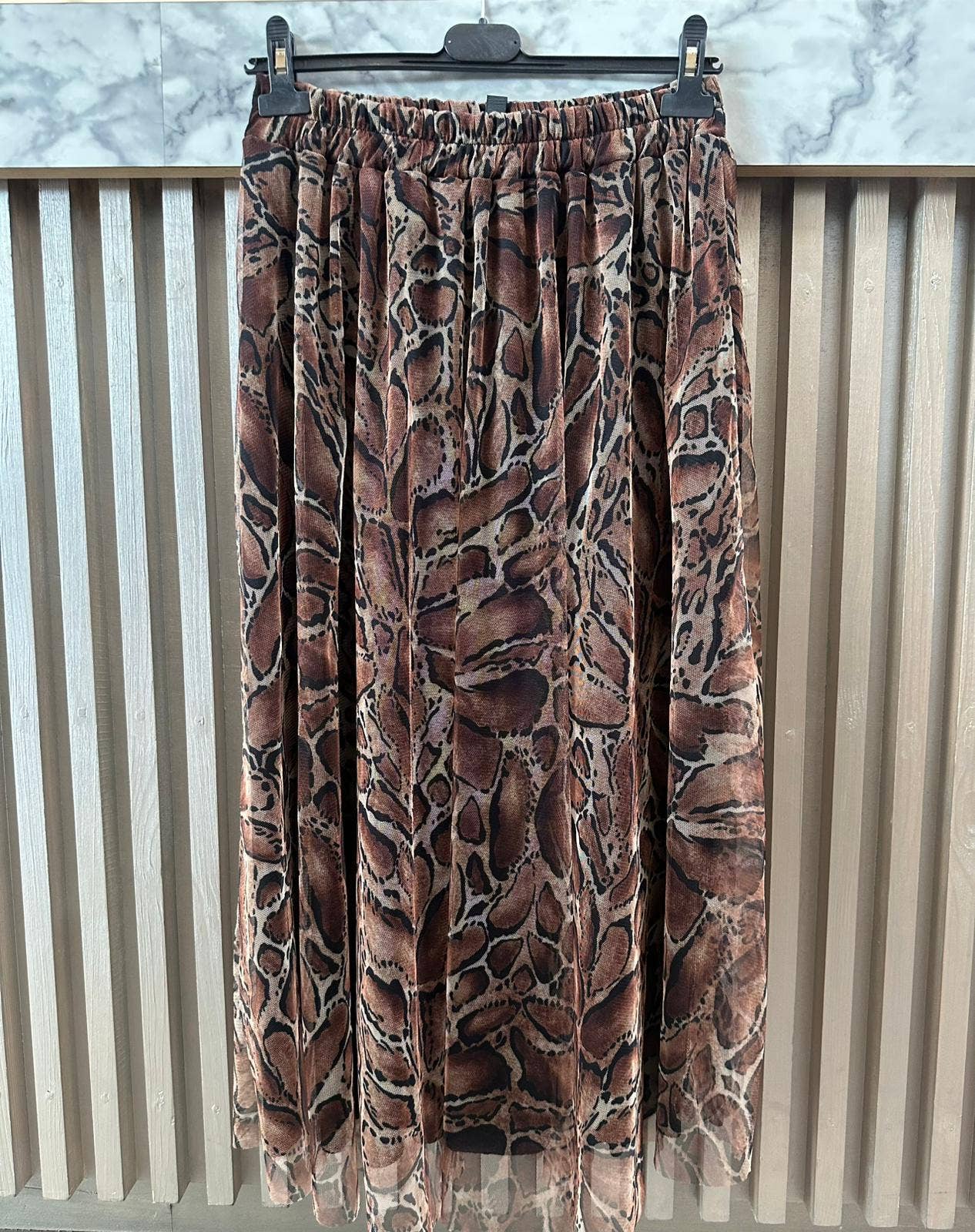 VISKB One Size Brown Snakeskin Pattern Long Flowing Skirt