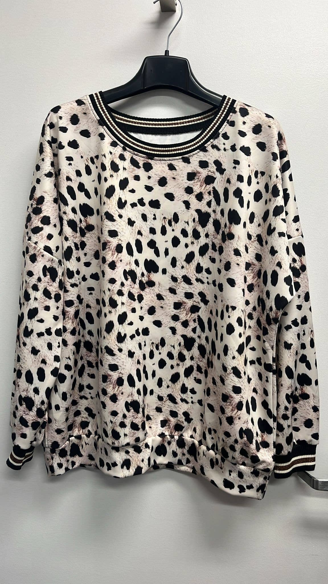 POSW1 Italian Animal Printed Sweatshirt Round Neck LOOWIE