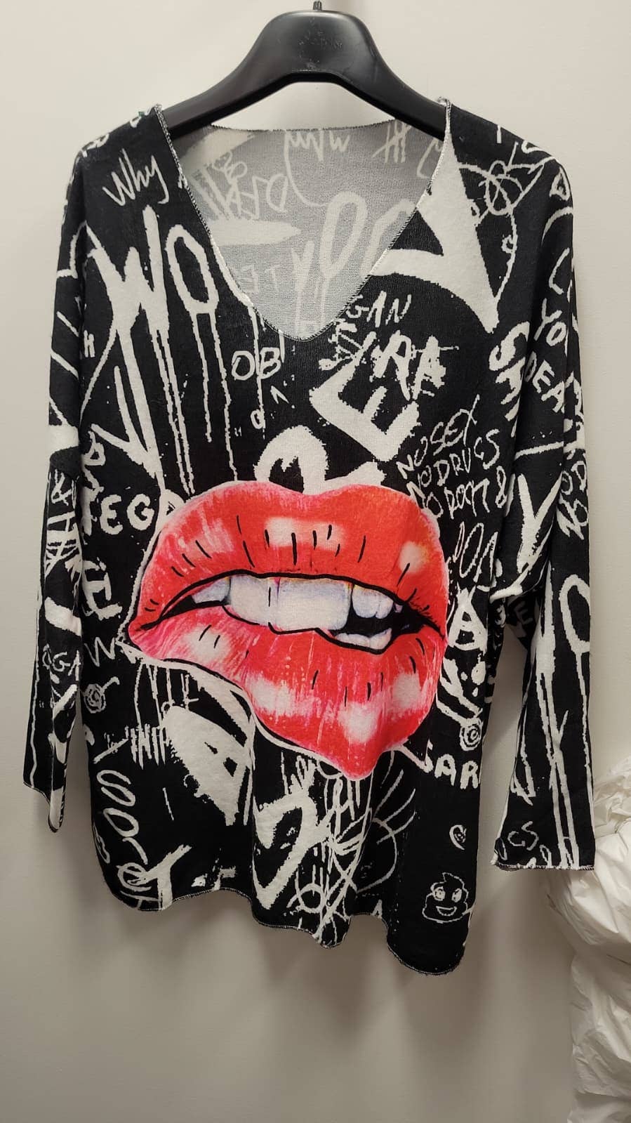 POCBL Italian Cozy Black Lip Sweater One Size