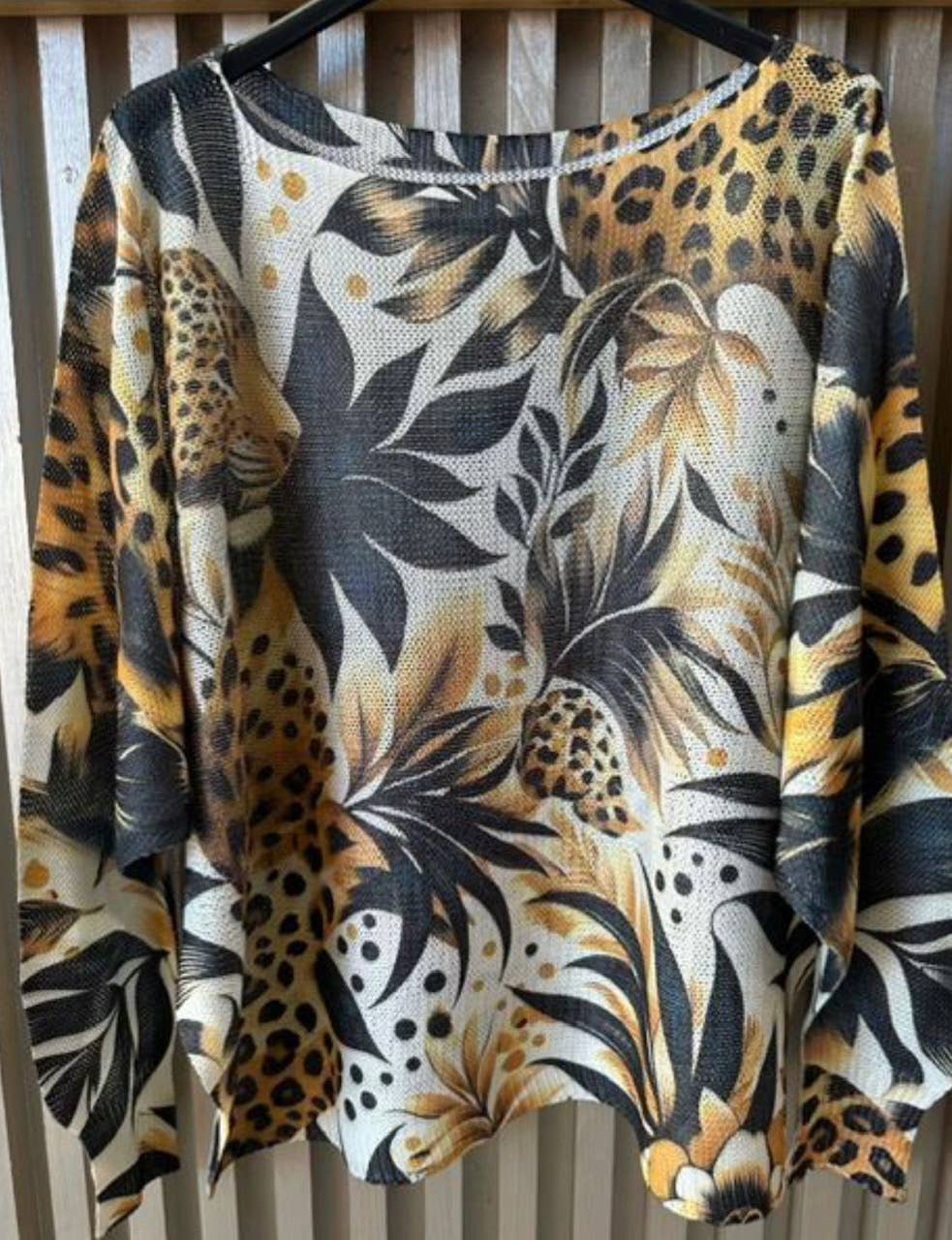 VIMP3 Black Jungle Leopar Round Neck Knit Printed Sweater
