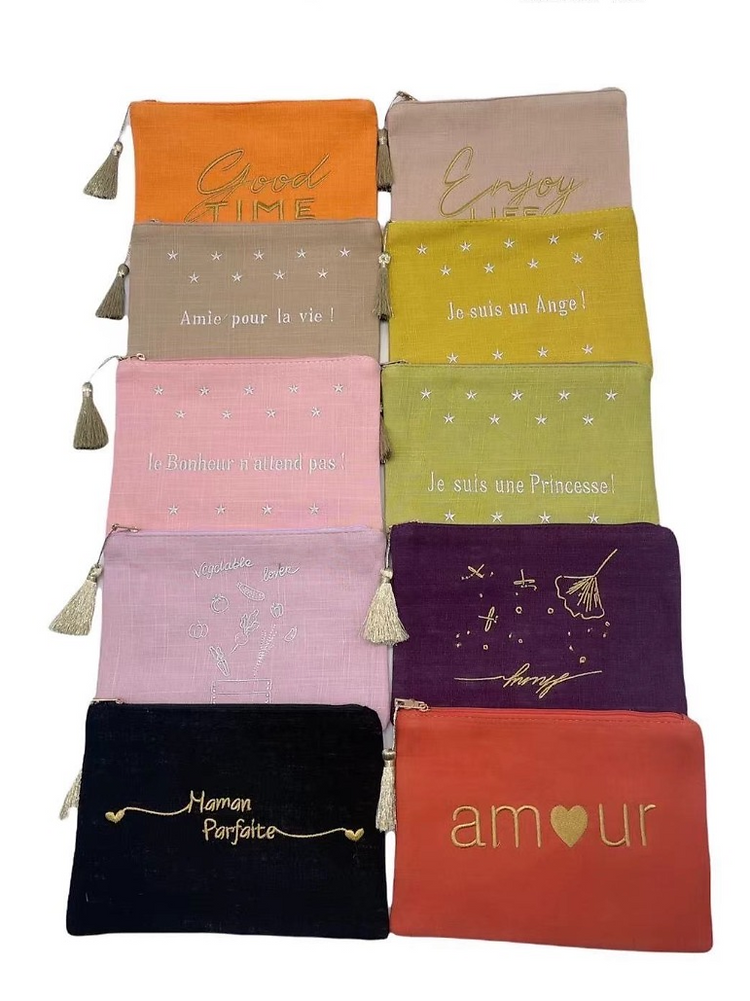 BG366 Small Pouch Loowie