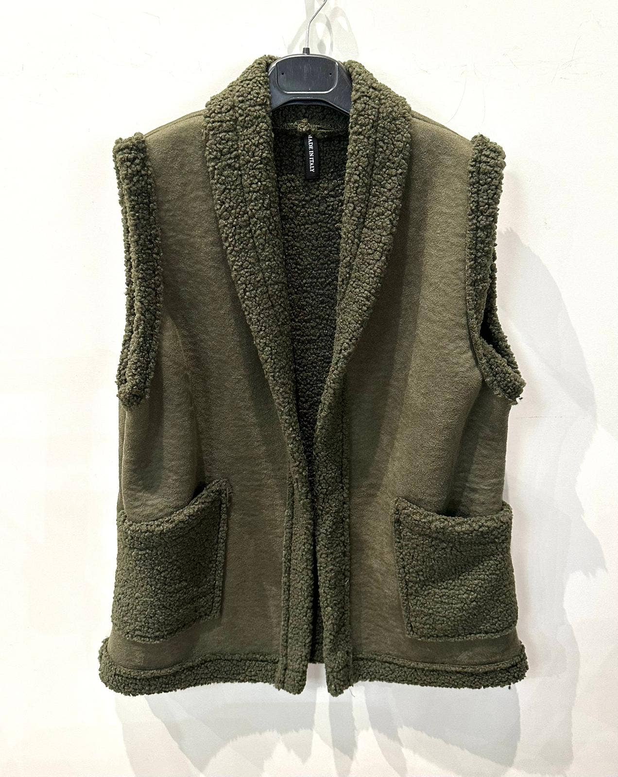 VIJAO Italian Olive One Size Plush Vest w/2 Pockets LOOWIE