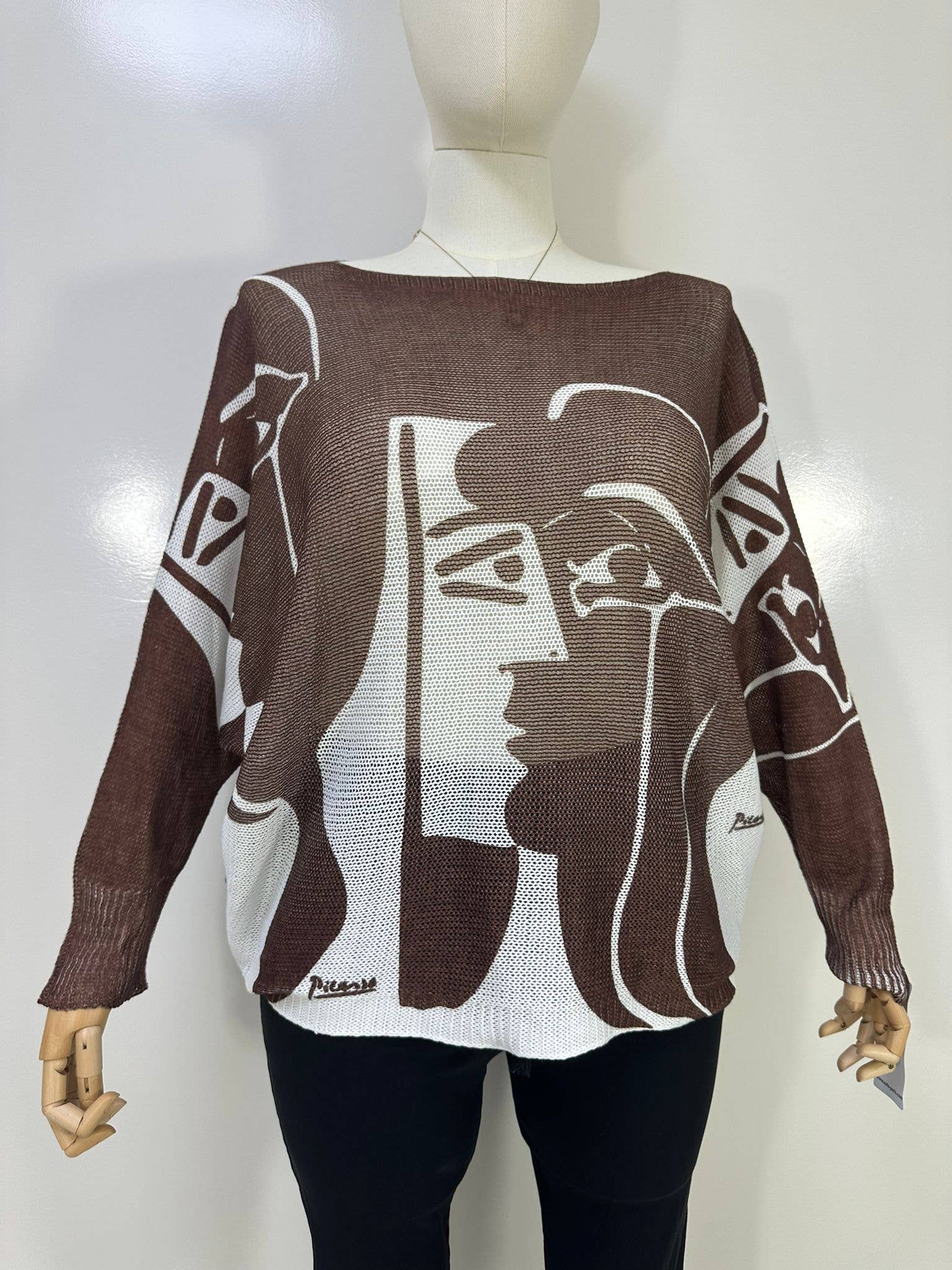 Z993 Brown Picasso Face Round Knit Printed Sweater LOOWIE