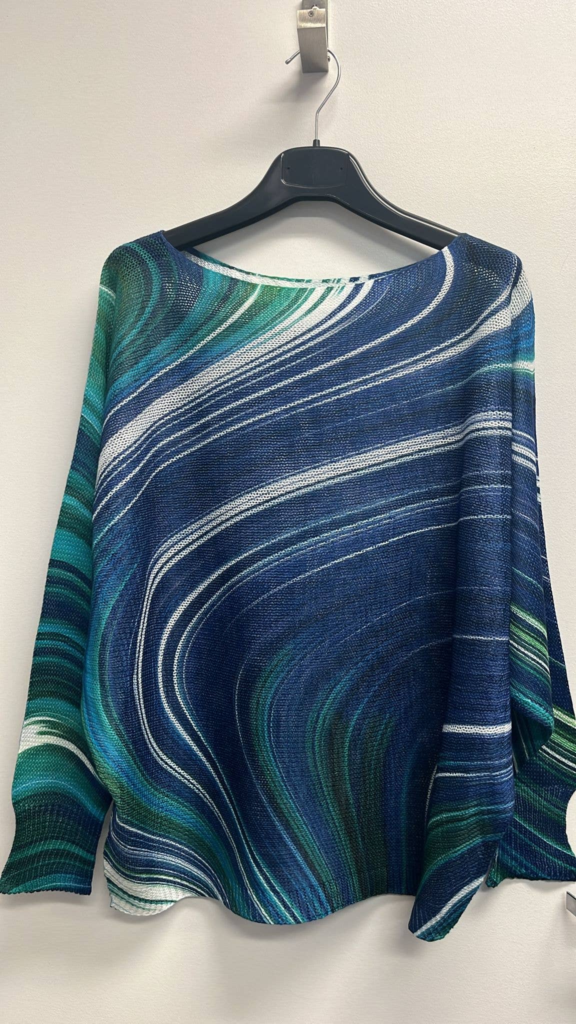 VIWAG GREEN Wavy Round Neck Knit Printed Sweater