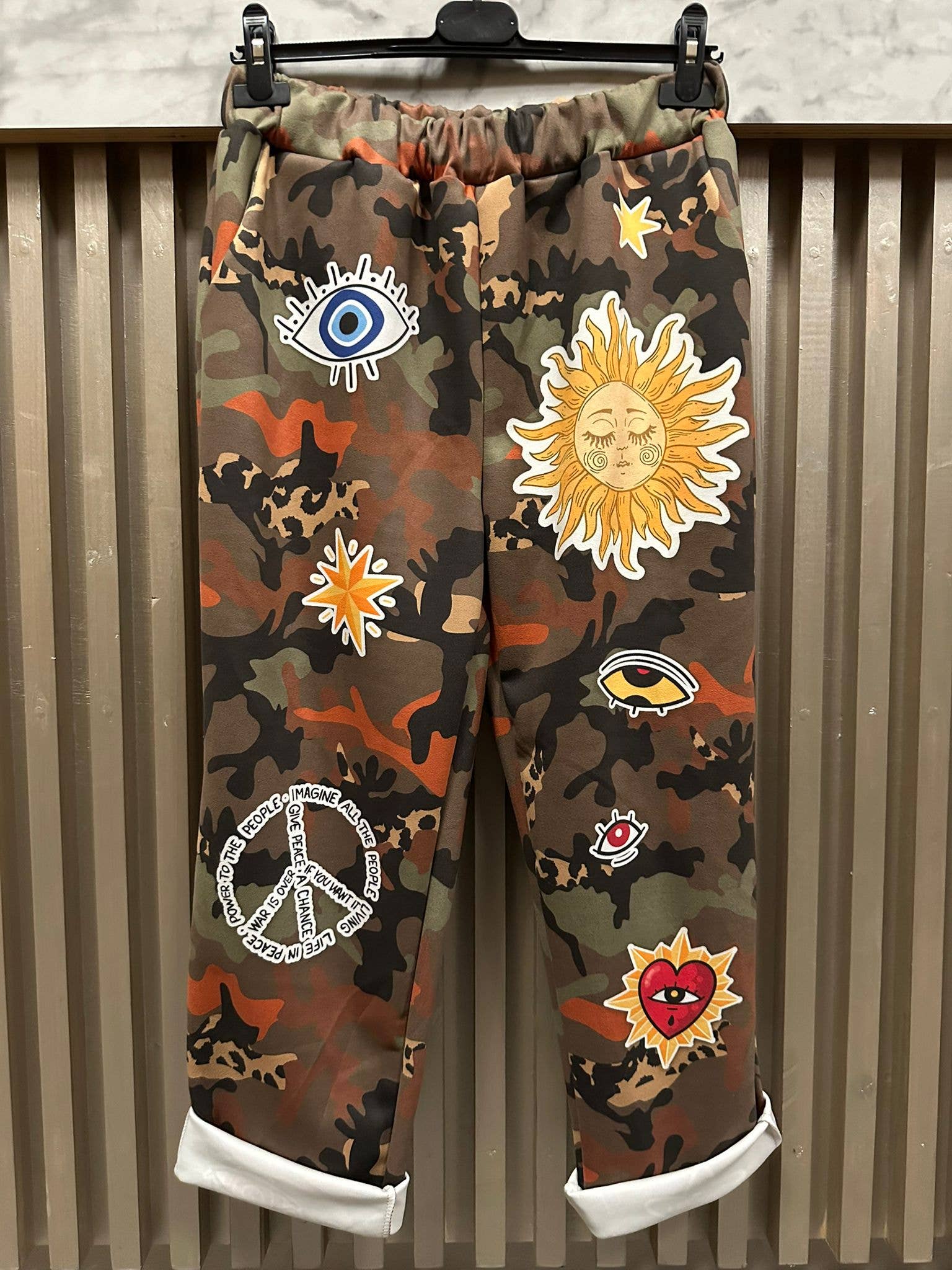VISWPCCP Camouflage Cosmic Peace Sweatpants LOOWIE