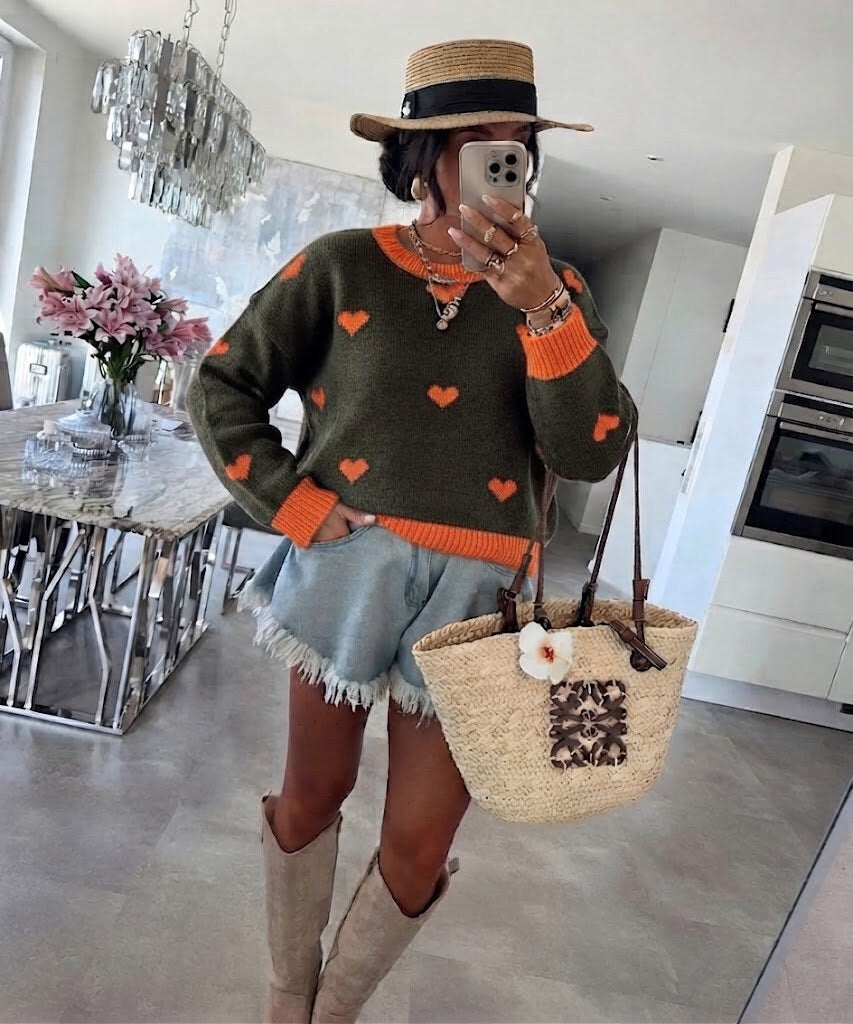 ESTTH3 Khaki Two-Tone Heart Sweater