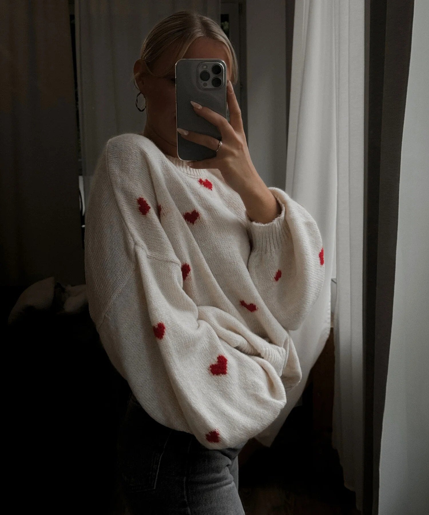 ESTWH2 Ivory Wool Little-Heart Sweater