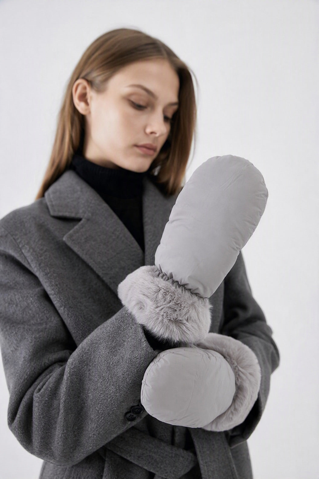 JA374 Light Grey Fur Trim Puffer Mittens