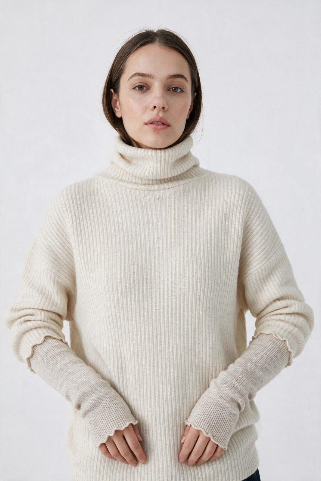 JA270 Ivory Ruffle Edge Arm Warmers