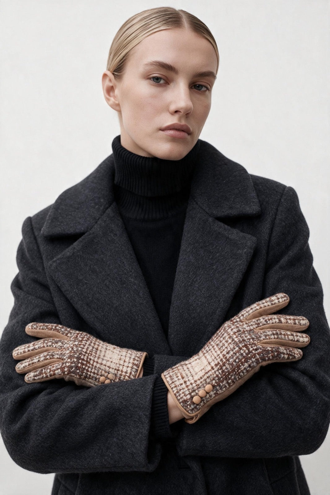 JA402 Taupe Check Print Gloves