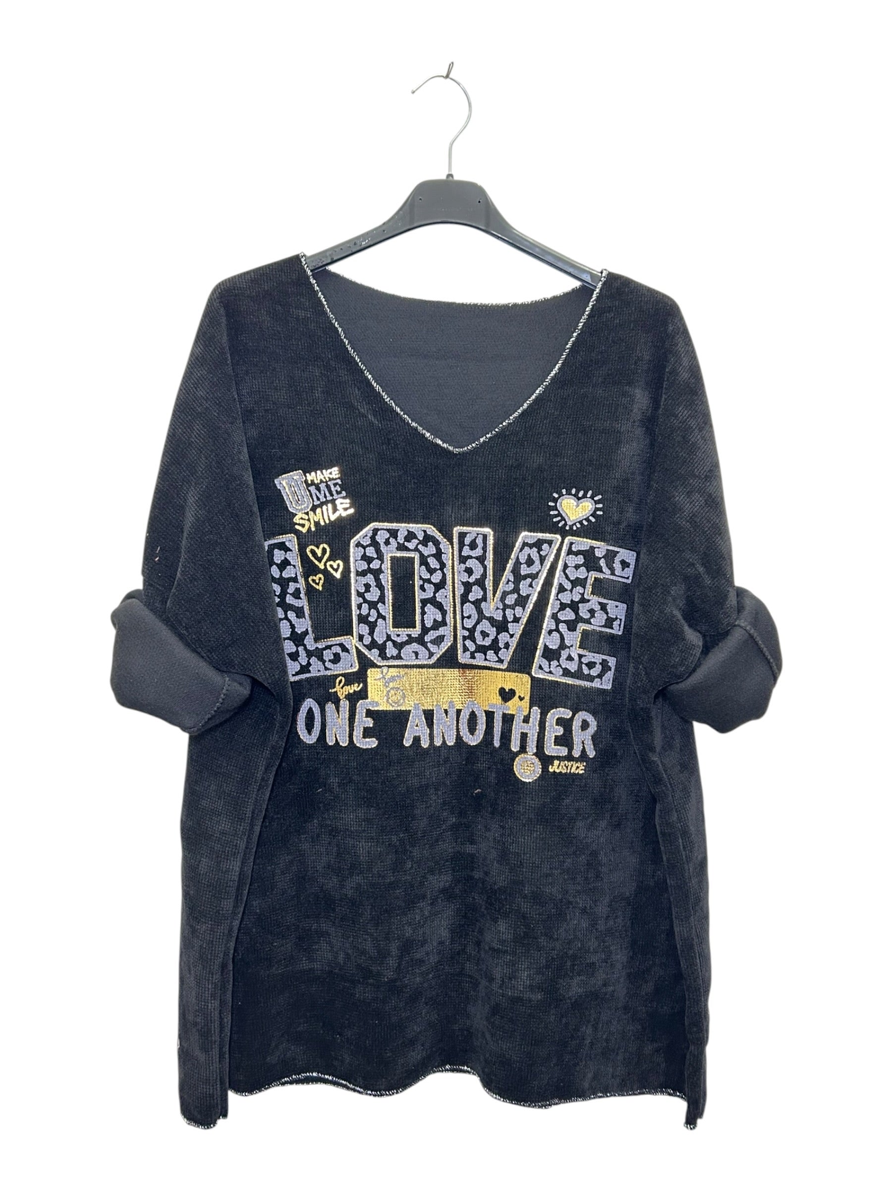 VI349 Black V-Neck Velvet Love Print Top