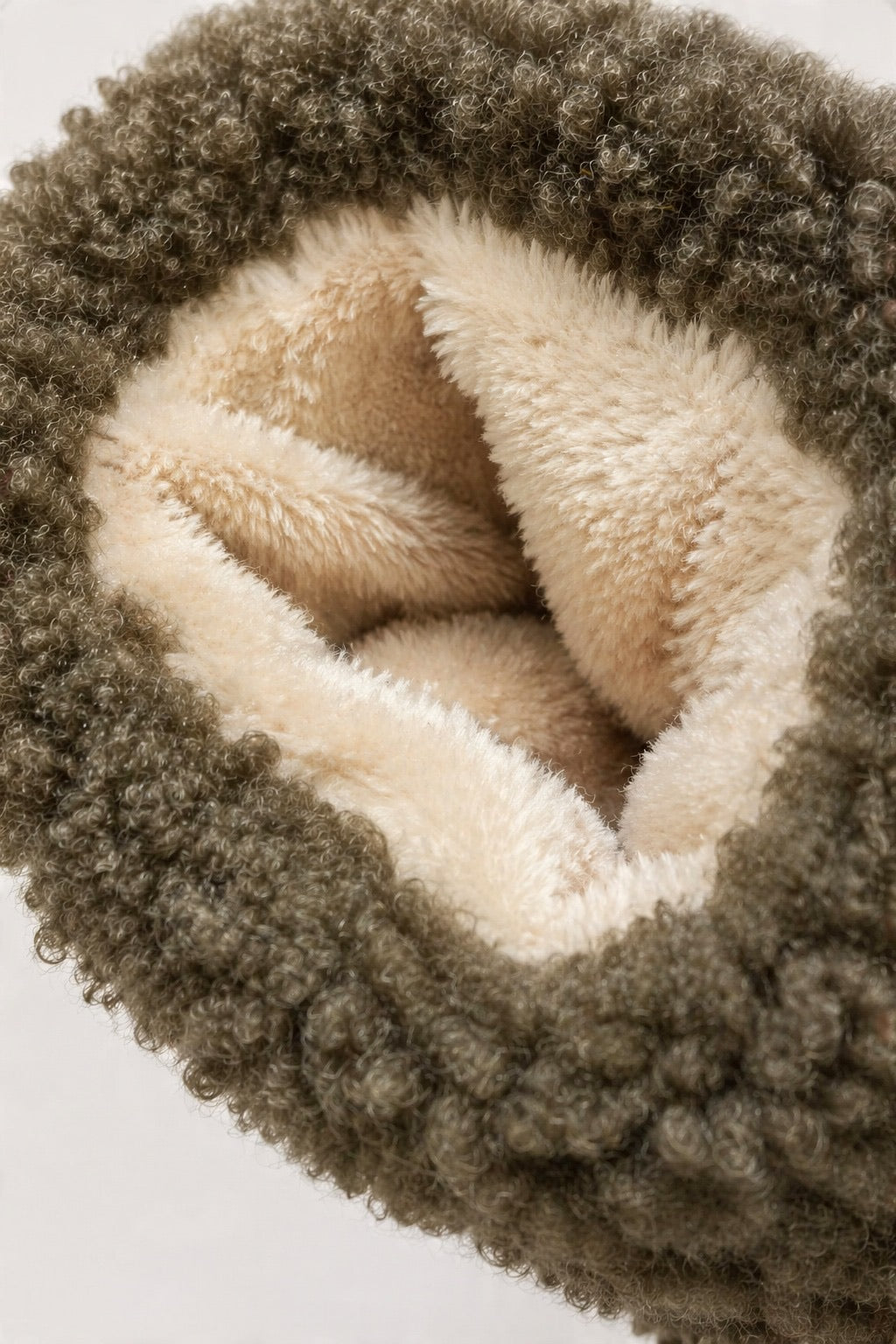 JA205 Olive Teddy Mittens