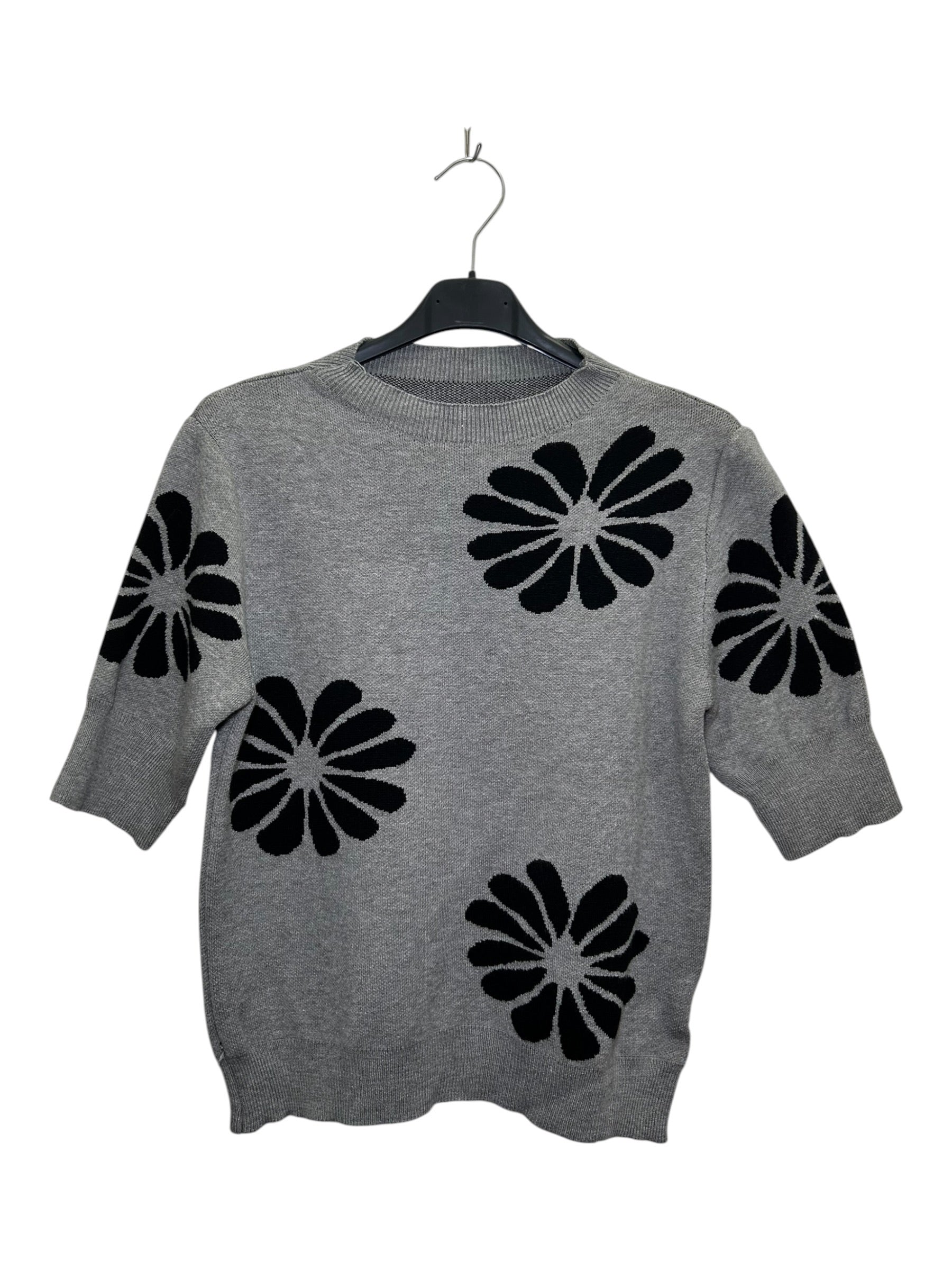 VM60 Grey Floral Print Sleeveless Sweater