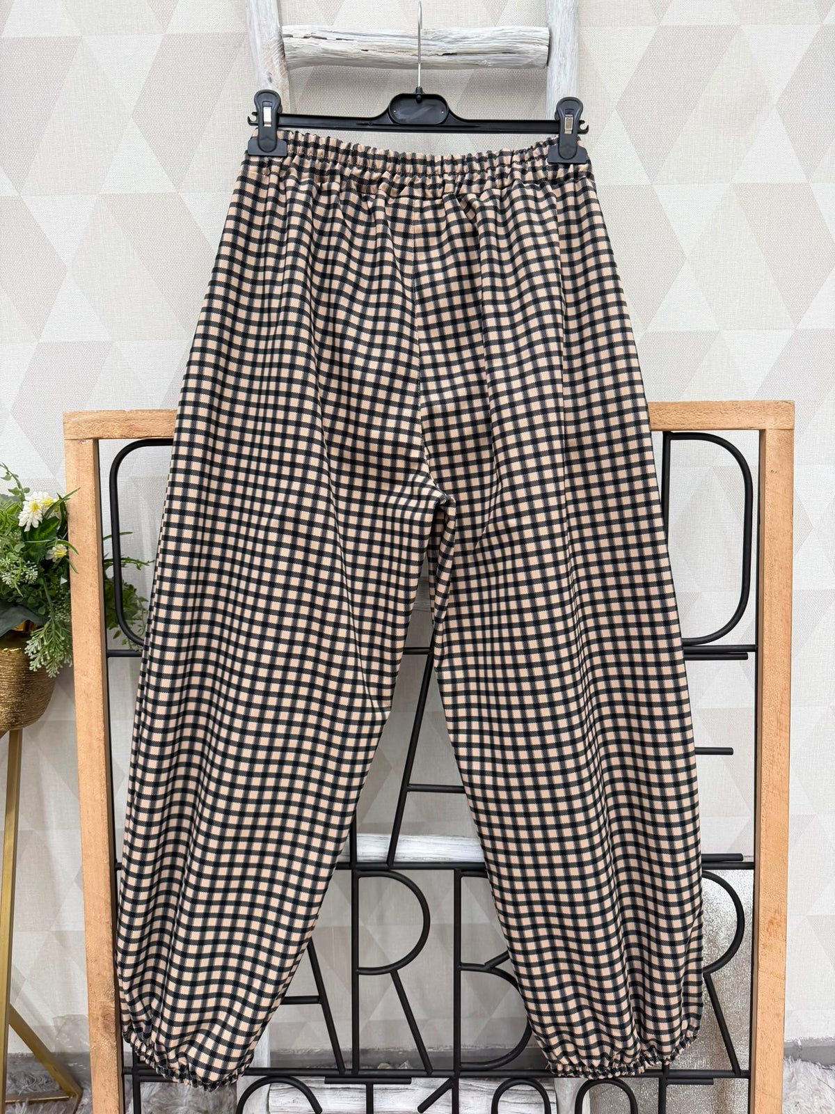 SW568 Black Gingham Balloon Pants