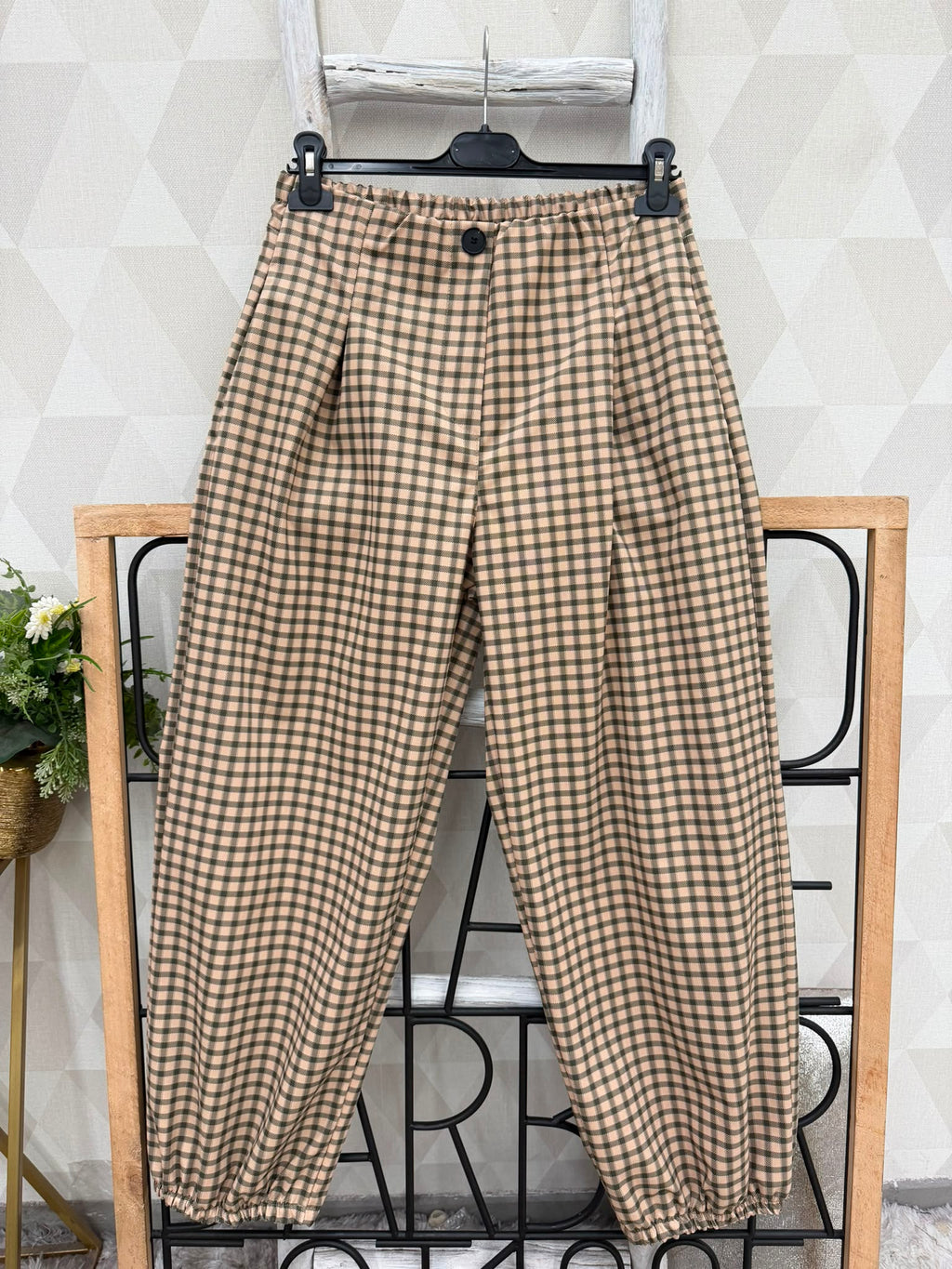 SW571 Khaki Gingham Balloon Pants