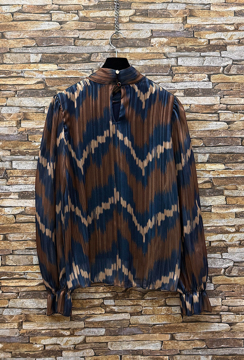 ES132 Navy Chevron Print Blouse