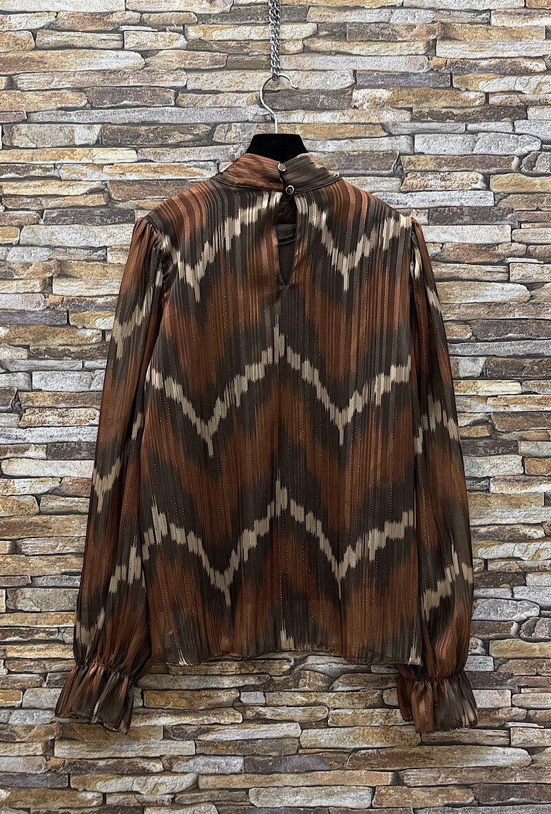 ES131 Dark Brown Chevron Print Blouse