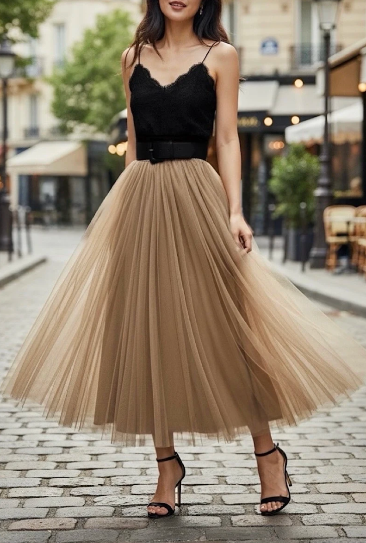 ESSMDLB One Size Light Beige Italian Tulle Midi Skirt