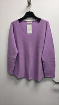 Z822PU Italian OS Lavender V-Neck Knit Soft Sweater