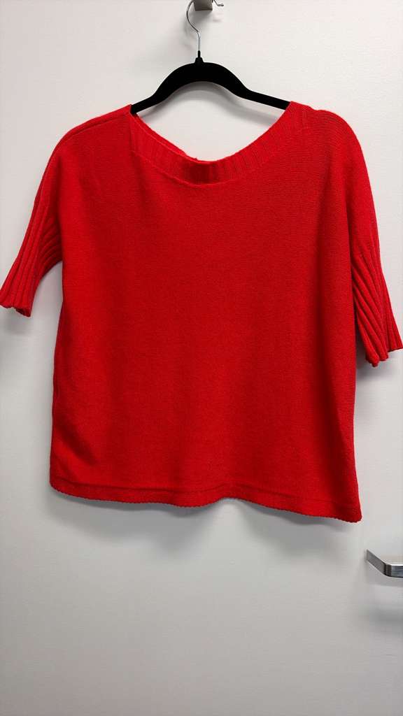 COBNKSR Italian OS Red Boat Neck Knit Sweater