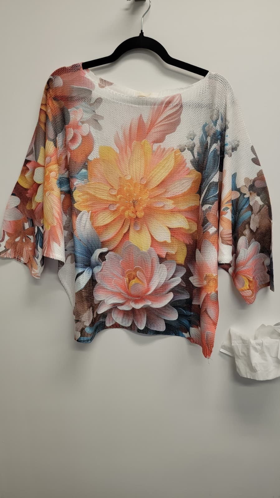 VISOSFP Italian OS Oversized Floral Print Knit Sweater