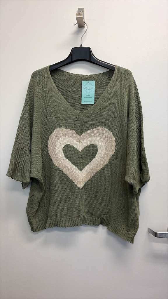 COSKTOH Italian OS Cotton Olive Heart Print V-Neck Knit Top