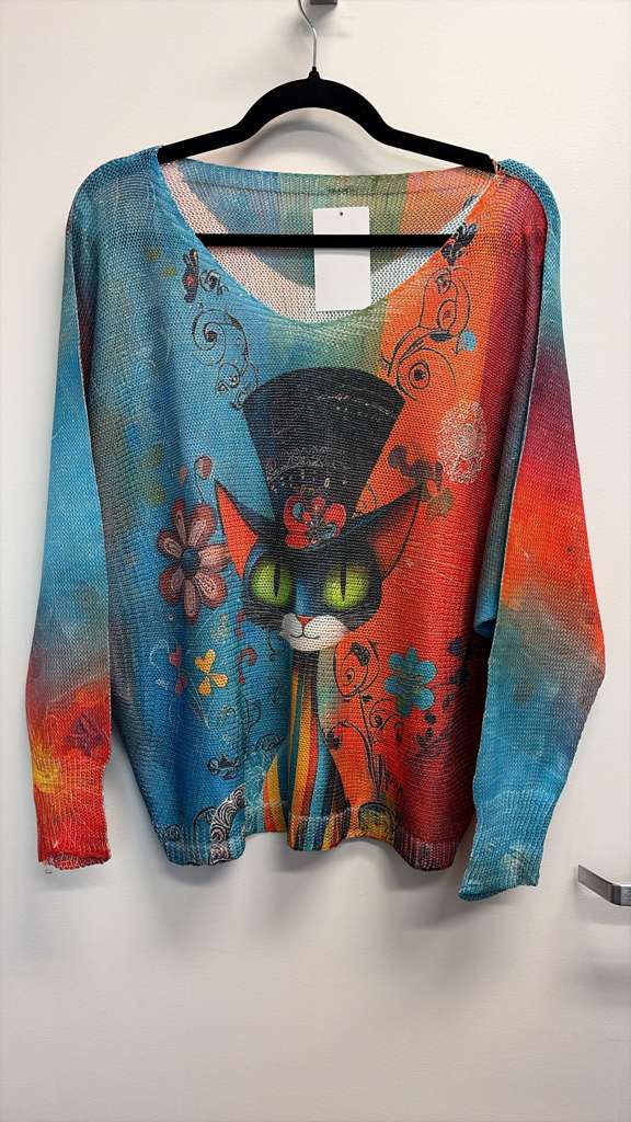 VISCCATFK Italian OS Colorblock Cat Face Knit Sweater