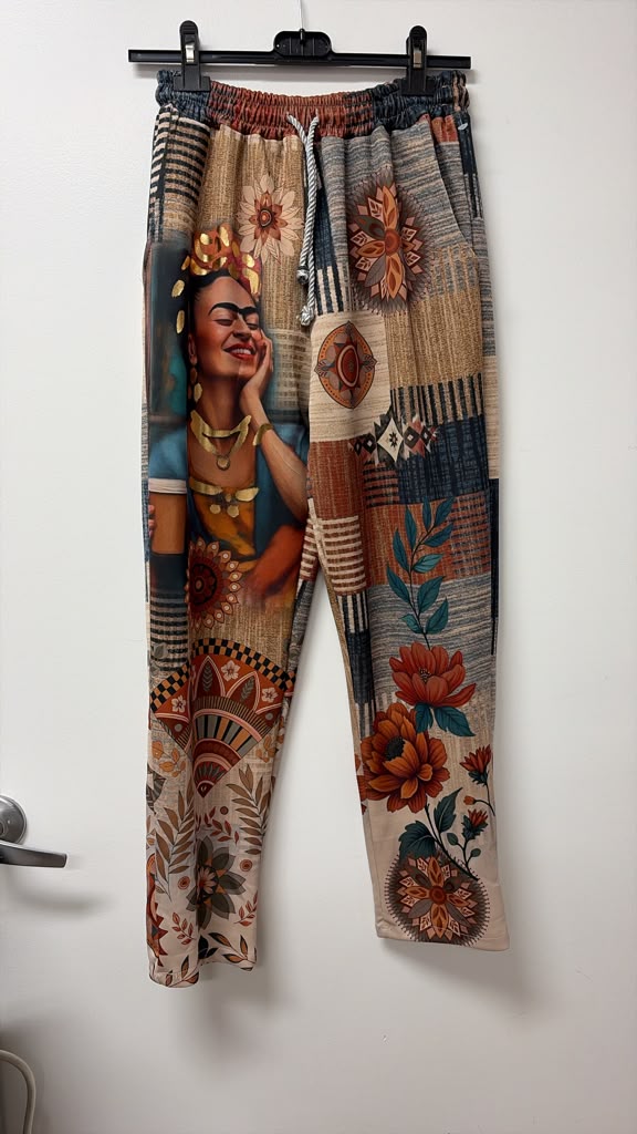 ZOLP3 Beige Botanical Print Pants