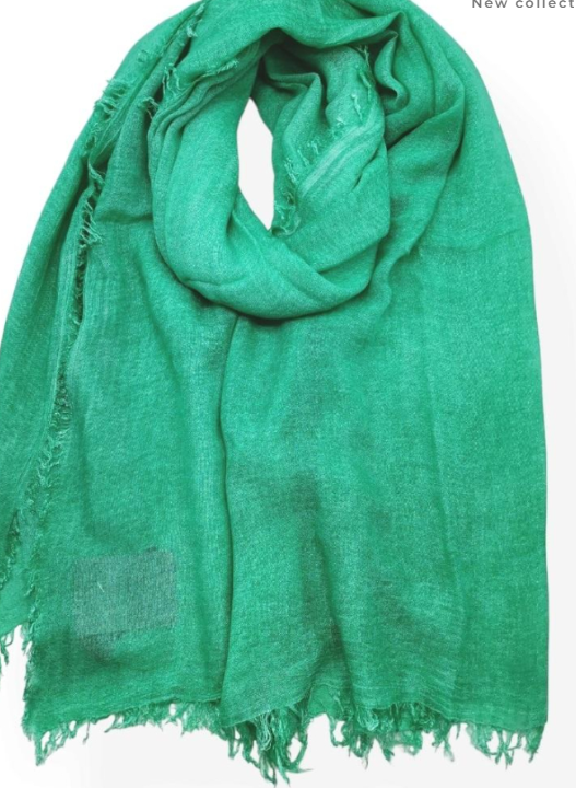012 Italian Soft Green Bamboo Spring Scarf LOOWIE