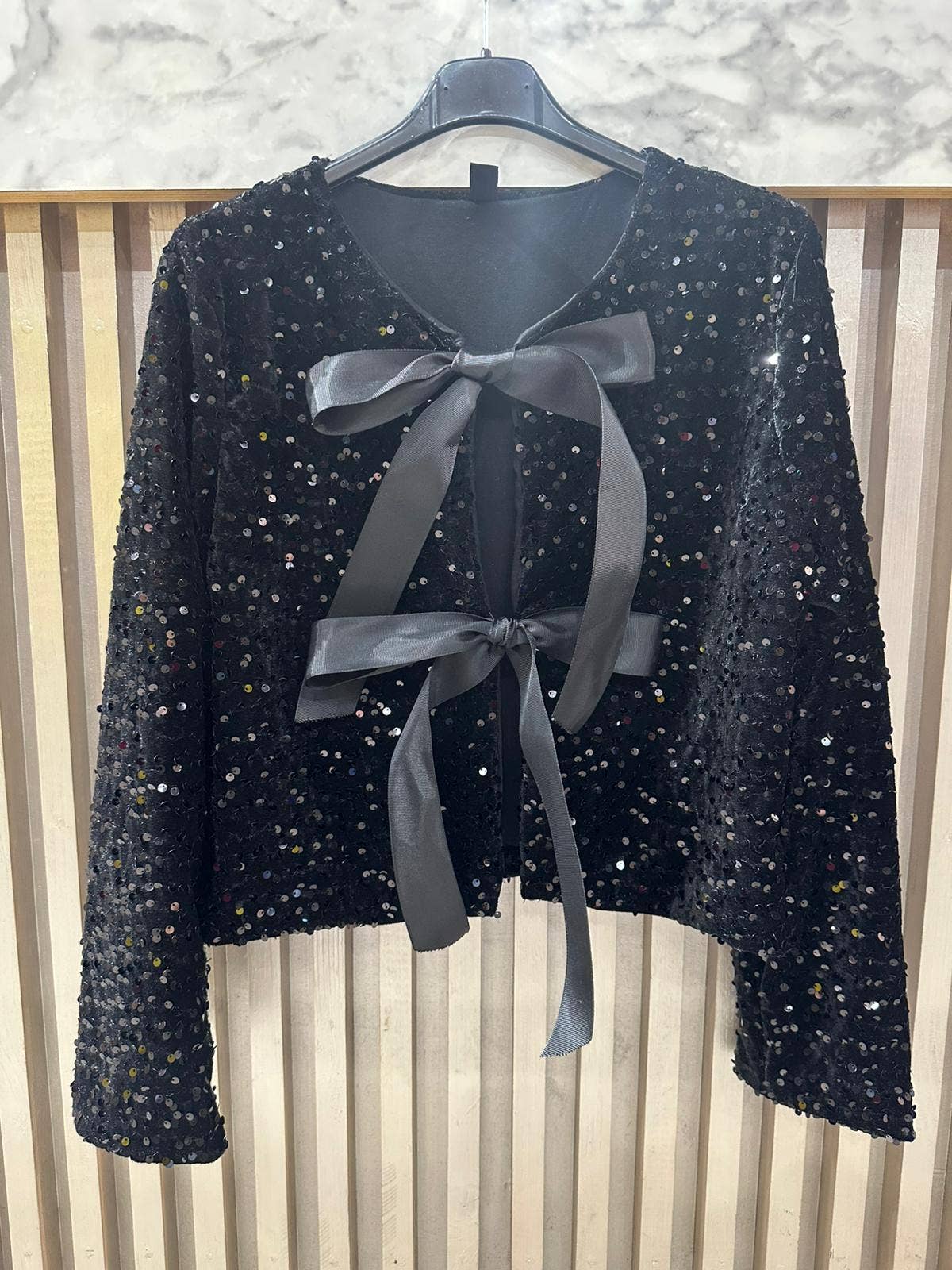 VISEQB Italian One Size Sparkle Sequin Bow Cardigan Black